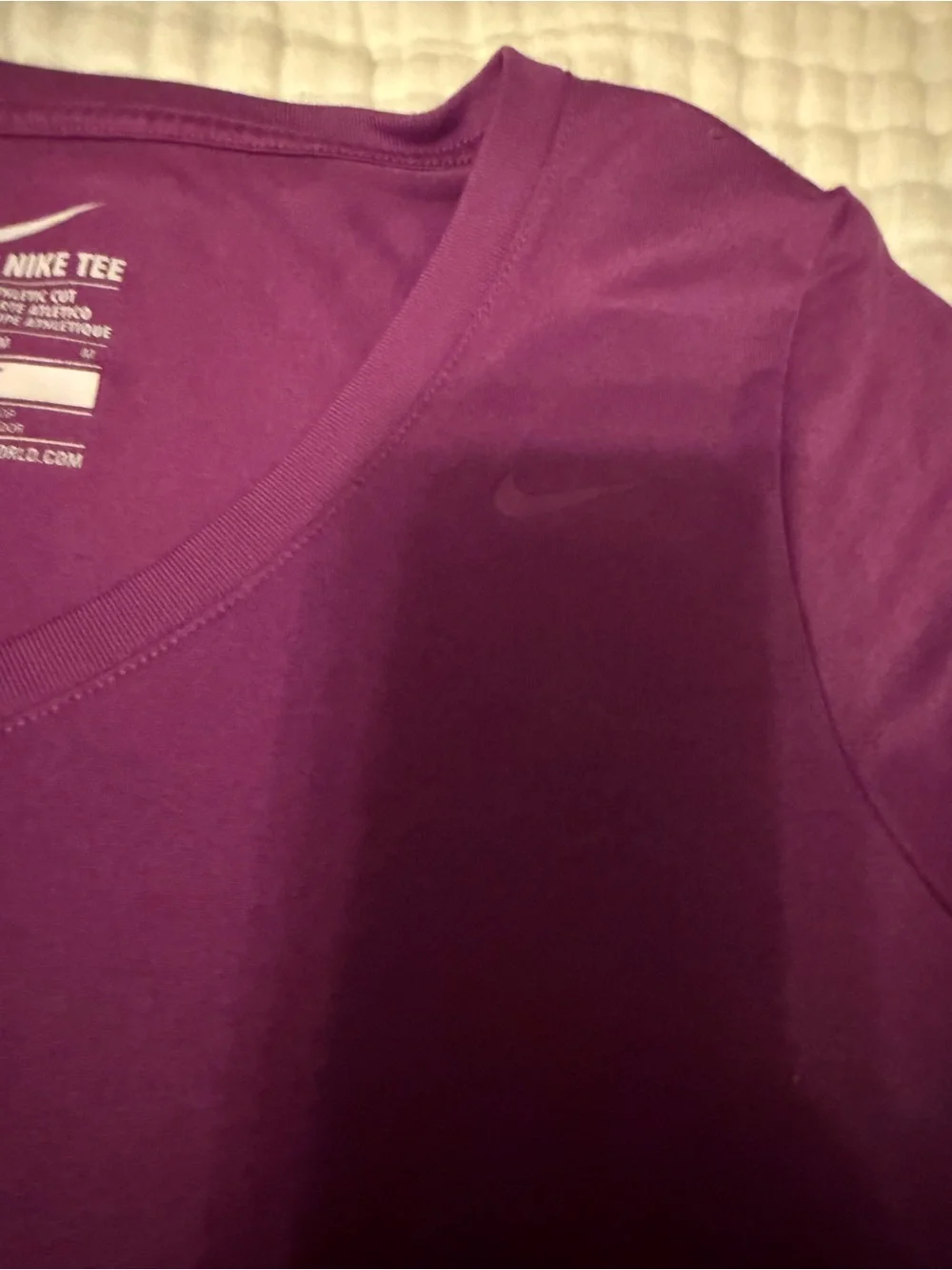 Nike Women’s Purple V-Neck Short Sleeve Tee